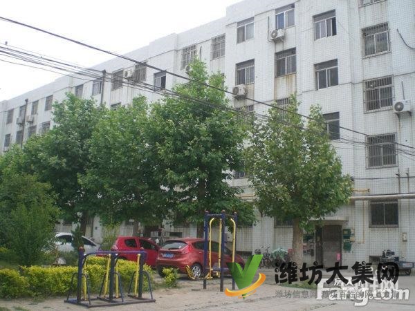 出售長城小區(qū)房子,免費(fèi)停車雙氣供暖 精裝修無稅急售43萬