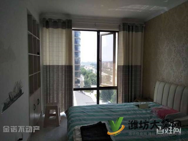 德潤(rùn)綠城片區(qū)高品質(zhì)小區(qū)百合園中間樓層精裝三室,送家具頂急新惠