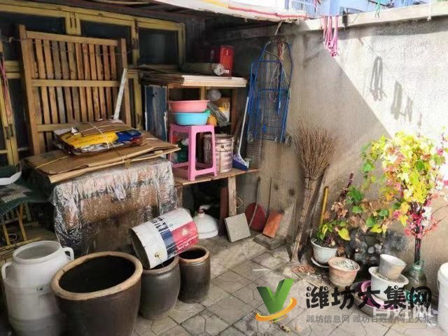 城隍廟北區(qū)1樓帶院拎包入住便宜出售