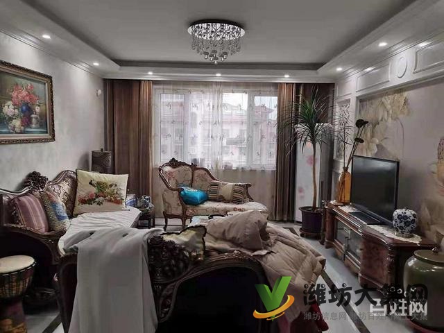 現(xiàn)代中學旁 中南城市金典11樓帶閣樓精裝修帶車位2