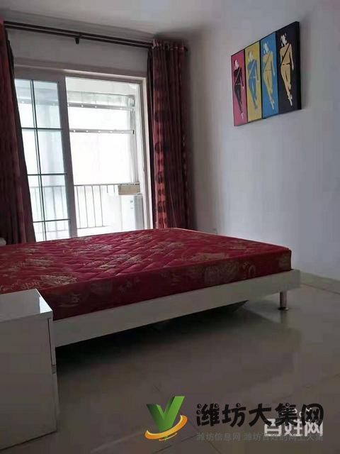 泰華附近東方明珠精裝3室?guī)准揖呒译姵鲎? border=