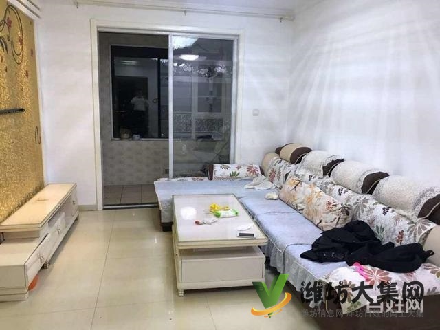 萬合華庭精裝修兩室出租