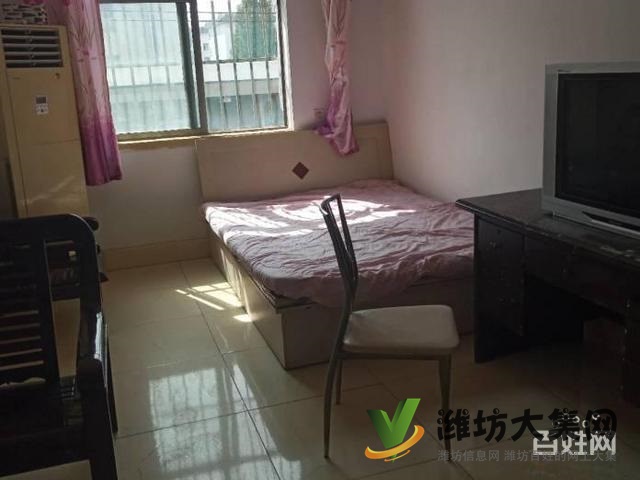 葦灣社區(qū)3室一廳,四平路佳樂(lè)佳對(duì)面