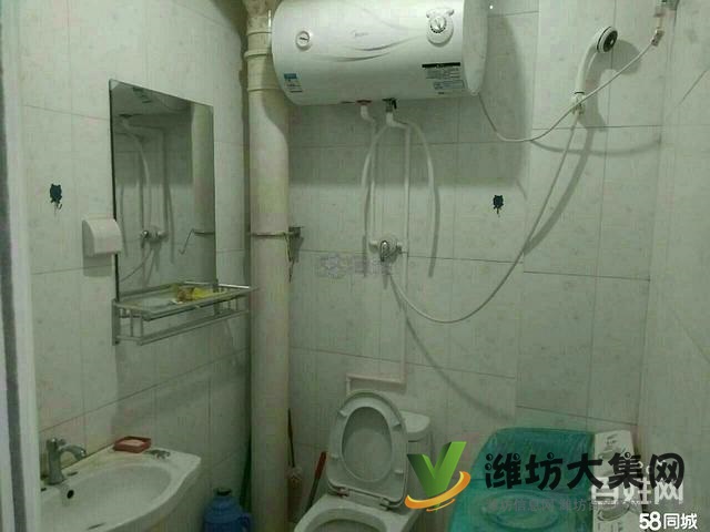 植物園近 駿龍花園 1室36平 650元!