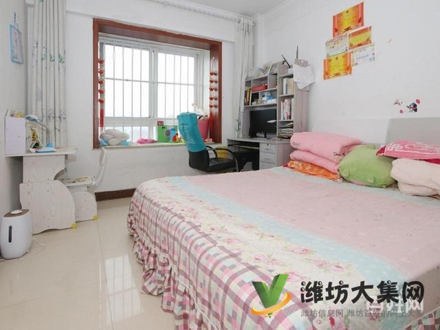 高新北站近 首付5萬 精裝修 3室 戶型好 采光好