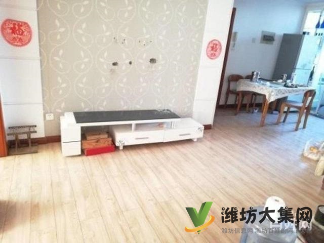 奧體中心 文苑小區(qū)多層一樓 精裝三室出稅雙氣供暖