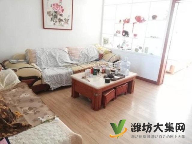 奧體中心 文苑小區(qū)多層一樓 精裝三室出稅雙氣供暖