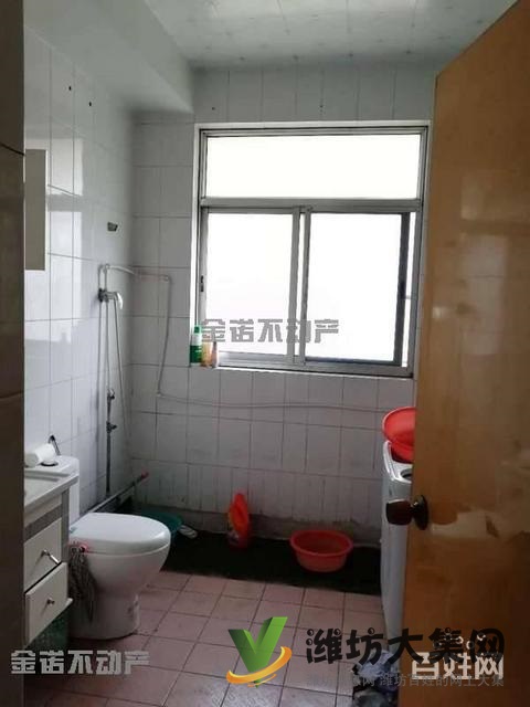 光明小區(qū),三室好房,多層二樓,93平僅售32萬