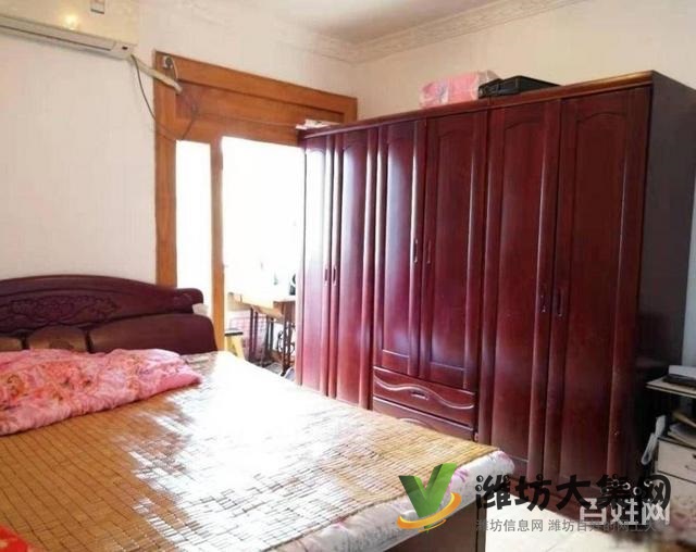 首付三萬三樓北宮街 經(jīng)典兩室 59平方 濰柴同樂園