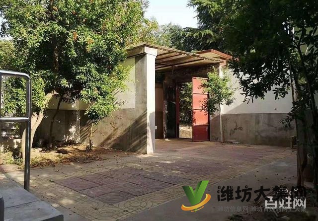 市中心新華* **多層一樓帶120平大院子南開門看