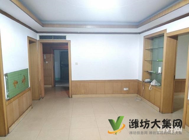 市中心新華* **多層一樓帶120平大院子南開門看