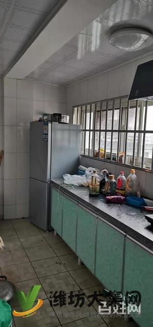 16萬購 錦繡華城 簡單裝修 兩居室 帶露臺