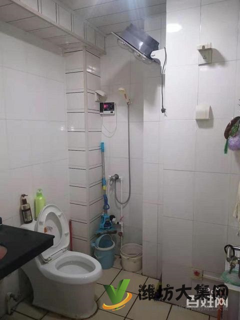 臨近博海學校送全部家具家電 多層一樓 精裝出稅 送地下室