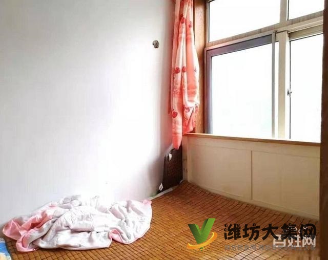 首付三萬三樓北宮街 經(jīng)典兩室 59平方 濰柴同樂園