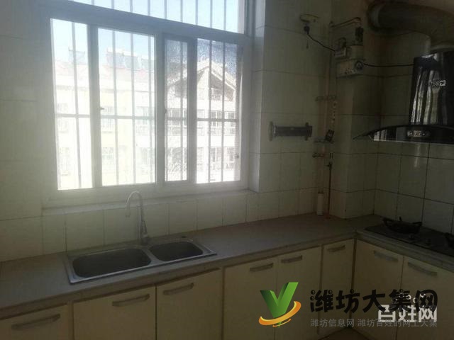 富華家園二小學(xué) 區(qū)房,送車庫 送外置閣樓!僅售88