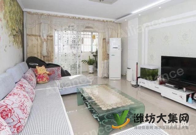 佳樂(lè)家高鐵新城近122平大三室 三樓客廳朝陽(yáng) 精裝有證出稅