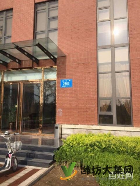 四中崇文實(shí)驗(yàn)* * * 泰晤士頂復(fù) 東山客廳帶大窗