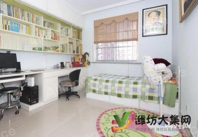 佳樂(lè)家高鐵新城近122平大三室 三樓客廳朝陽(yáng) 精裝有證出稅