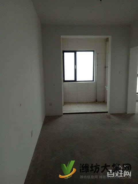 奧體八九近渤景灣大三室兩廳,毛坯新房117平婚房急