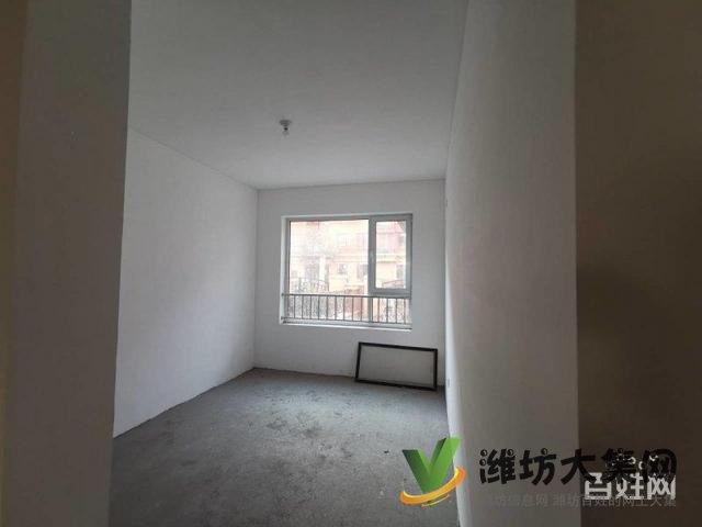 汶水綠洲一樓帶院,地下復式,96.33平60萬