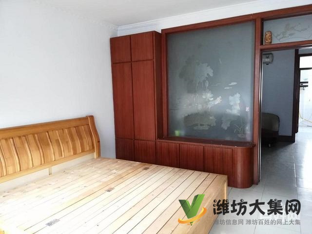 五中濰城實(shí)驗(yàn)小學(xué)陪讀房 兩室一廳一衛(wèi) 低層出租!