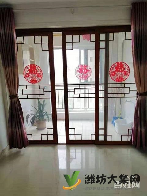 大華中央城豪華裝修3室?guī)У叵麓筌噹旒揖呒译婟R全三塊空調(diào)