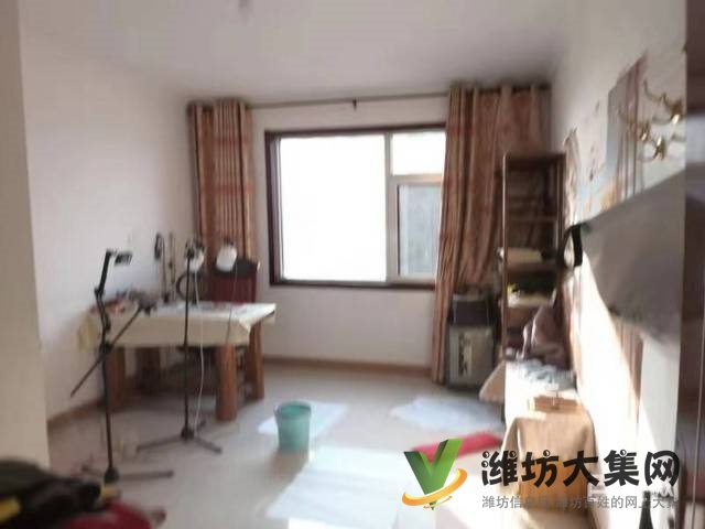 金海花園14樓130平精裝出租!帶車位!月租金1500元