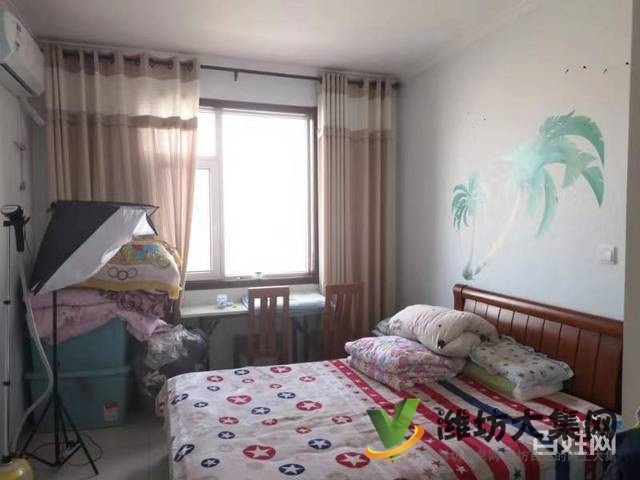 金海花園14樓130平精裝出租!帶車位!月租金1500元