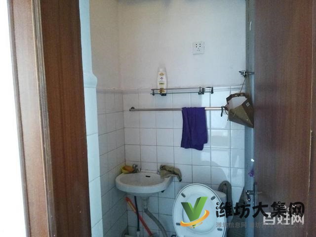 五中濰城實(shí)驗(yàn)小學(xué)陪讀房 兩室一廳一衛(wèi) 低層出租!