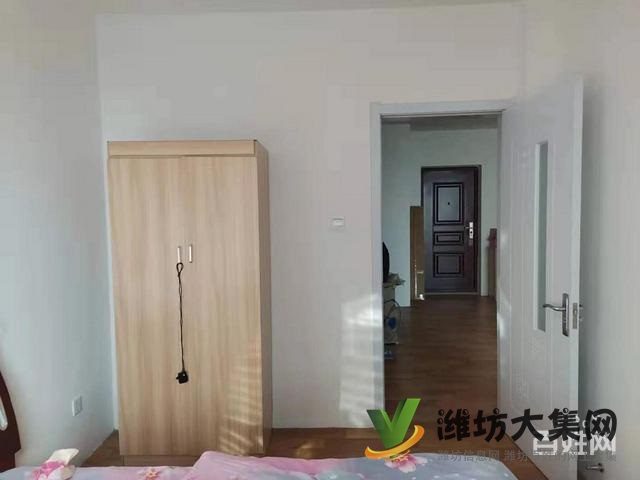 整租,圣基金碧廣場(chǎng) 2室85平挑高客廳 寬敞大氣 雙氣供暖