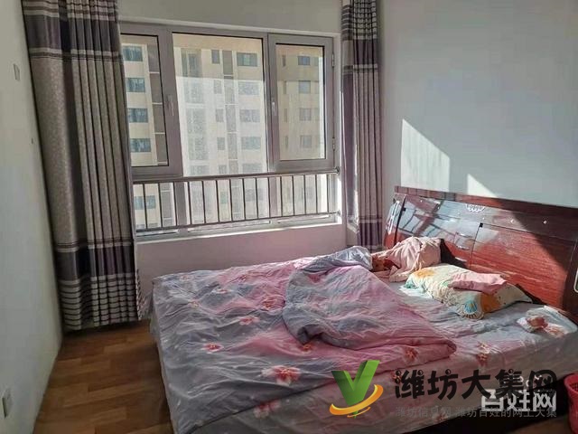 整租,圣基金碧廣場(chǎng) 2室85平挑高客廳 寬敞大氣 雙氣供暖