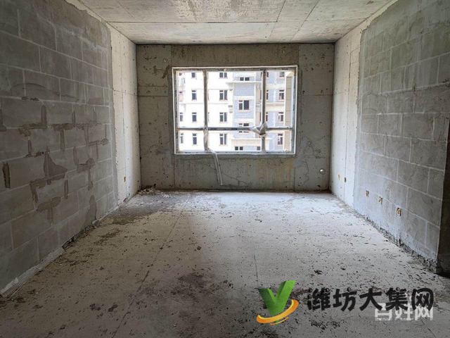 濰城區政府近 三室好房源 4680每平 不分樓層