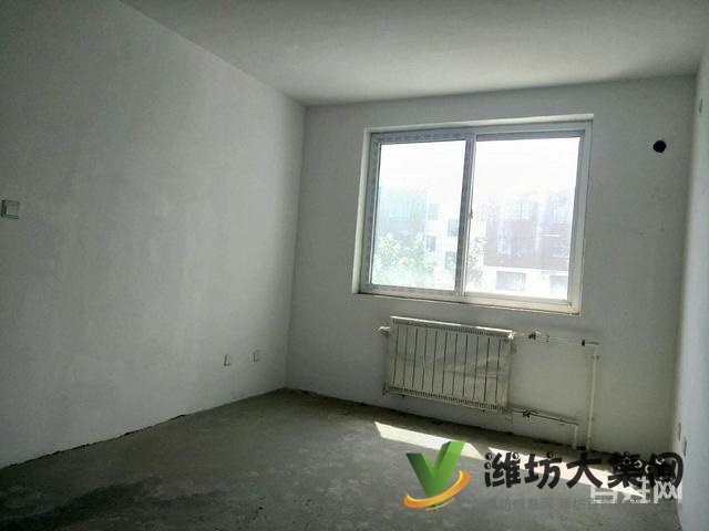 市北區標準大H戶型 客廳落地窗 帶30平大車庫 位