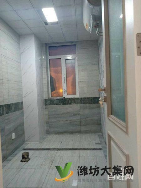 盛世家園唯一一套能在家看到彌河的1樓帶院子的房子,