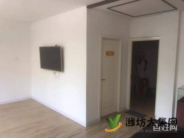 (快租免費(fèi)尋址)青州市東方南路東方商貿(mào)城空鋪出租