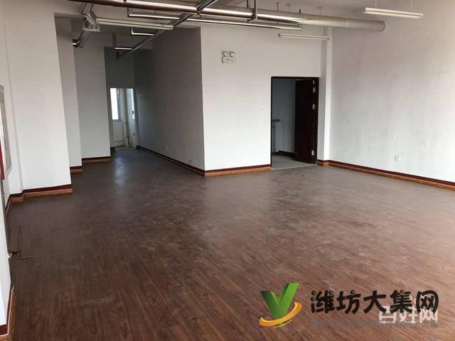 {快租免費(fèi)尋址}奎文鳶飛路金都時(shí)代新城三樓空鋪出租