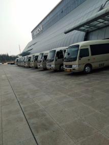 雷鋒車隊(duì)主營(yíng)豪華考斯特，個(gè)人會(huì)議5-55座等車型