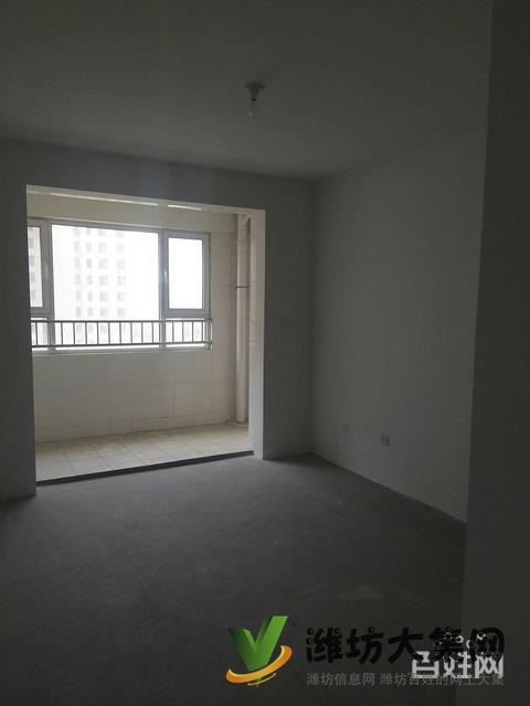 凡爾賽麗都 115平3室2廳60萬 急售急售