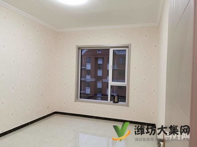 高鐵近 精裝未住 88平 客廳朝陽 帶地下室 急售