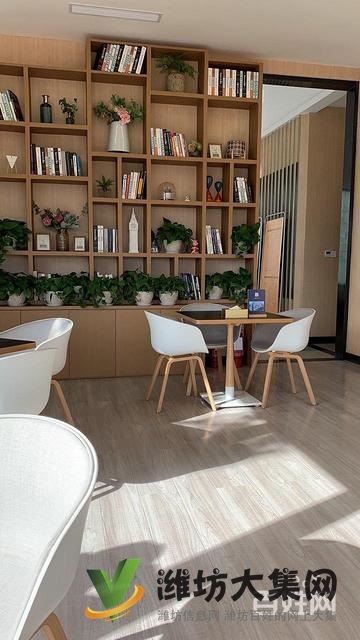 藍城清風明月。戶型方正實用、工程款抵帳的房十樓東戶