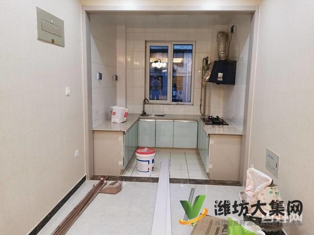 高鐵近 精裝未住 88平 客廳朝陽 帶地下室 急售