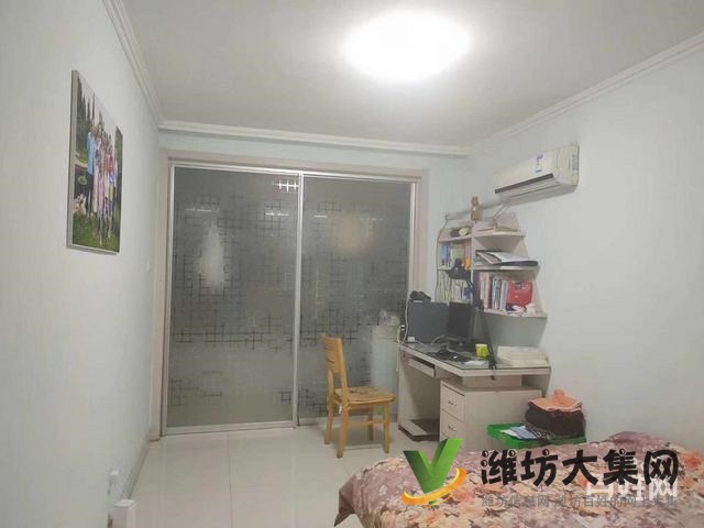 湖景龍灣精裝多層二樓150方急售