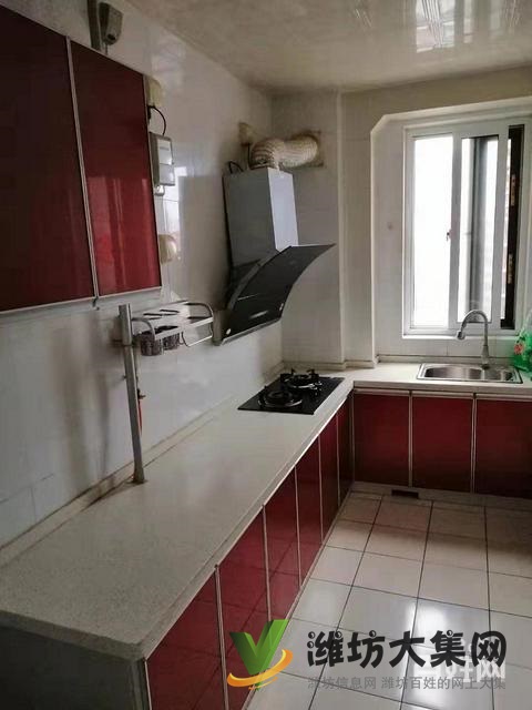 大華中央城豪華裝修3室?guī)У叵麓筌噹旒揖呒译婟R全三塊空調(diào)