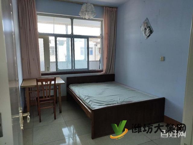 新佳樂家附近煙市街精裝房三室低.價(jià)出租拎包入住