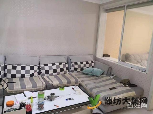 濰縣中路學房!精裝修多層二樓,全明戶型,南北通透,送家具家電