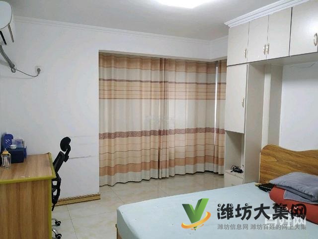 上城國(guó)際精裝齊全3臺(tái)空調(diào) 2臺(tái)電視 看房方便拎包入