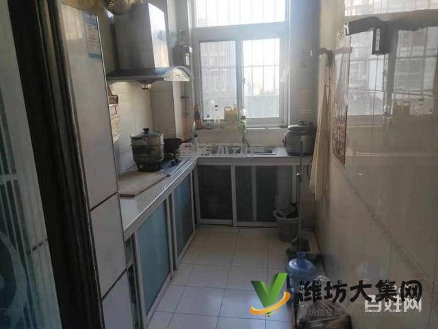 百合嘉園多層1樓小三室?guī)?chǔ)藏室55萬(wàn)