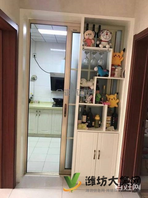 金穗大廈 精裝修124平三室?guī)к囄粌?chǔ)藏室 82萬