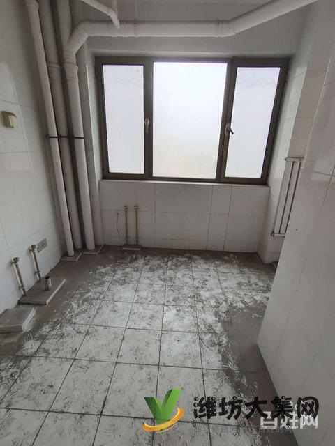 上城國際客廳朝陽好房,靠近七中,孩子上學(xué)方便,98