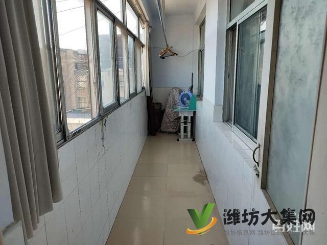 新佳樂家附近煙市街精裝房三室低.價(jià)出租拎包入住